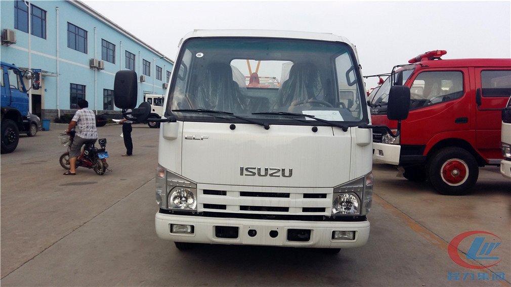 湖北平博pinnacle体育平台五十铃一拖一清障车正面图