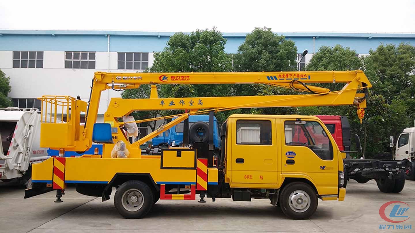 平博pinnacle体育平台集团五十铃14米高空作业车侧面